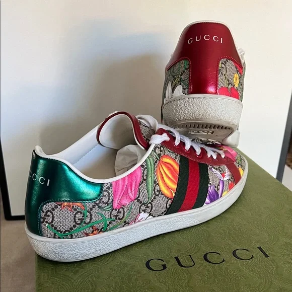 Gucci Women's Floral Sneakers - Red, Green, and Pink - Picture 1 of 9